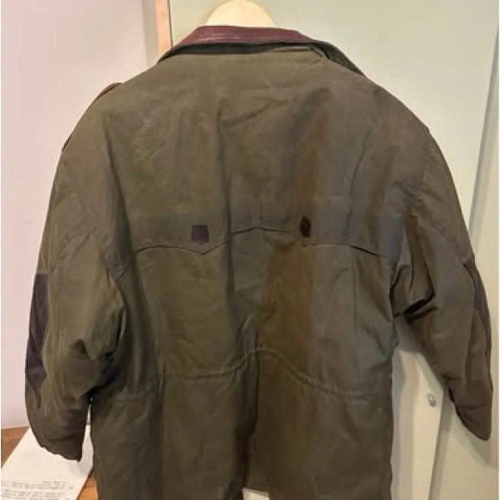 Men's Olive Waxed Cotton Field Jacket with Brown Leather Trim - Picture 2 of 3